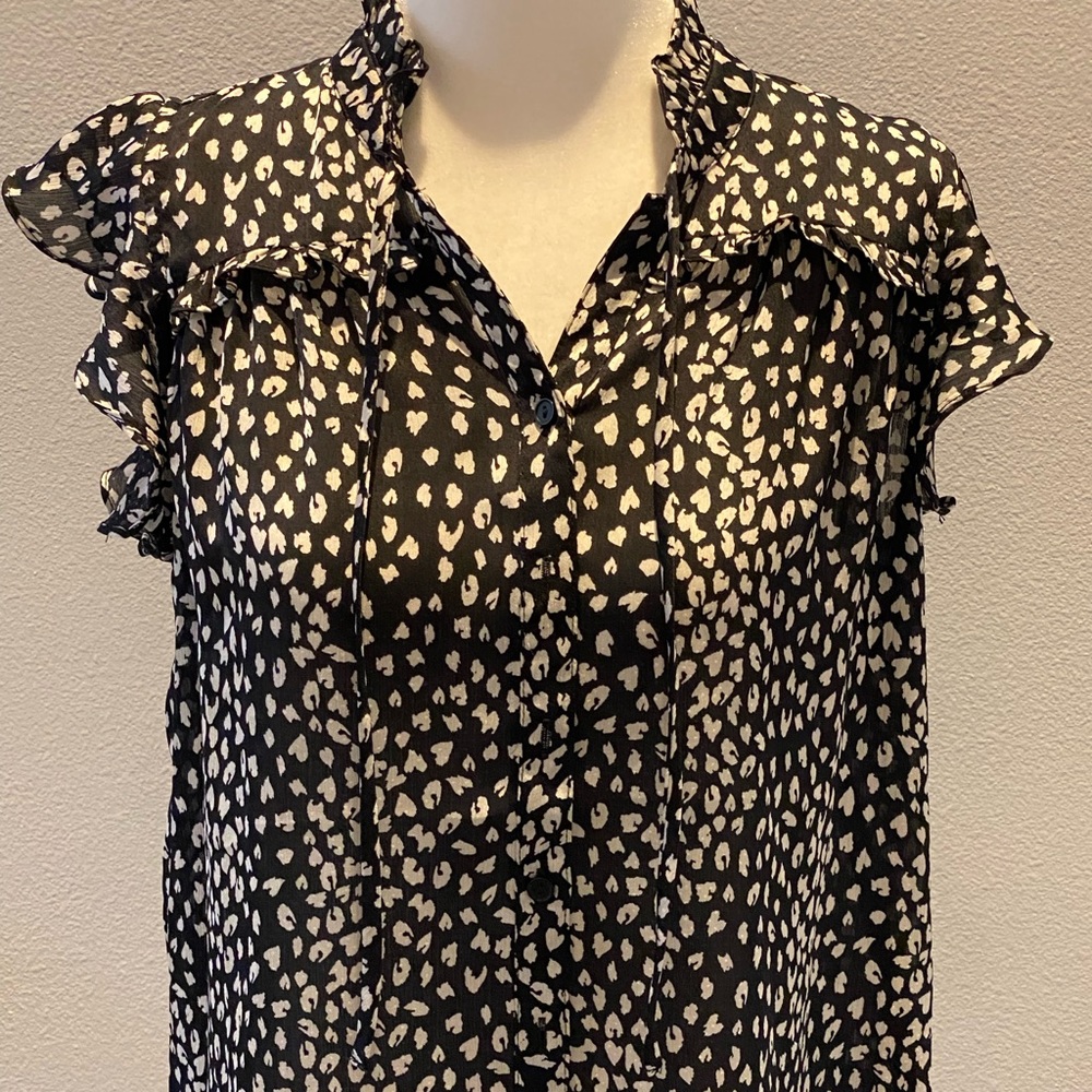 Locestitch black flutter sleeve blouse